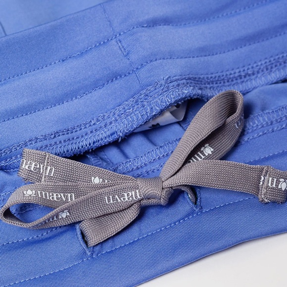 Maevn Momentum Jogger Scrub Set - Picture 7 of 14